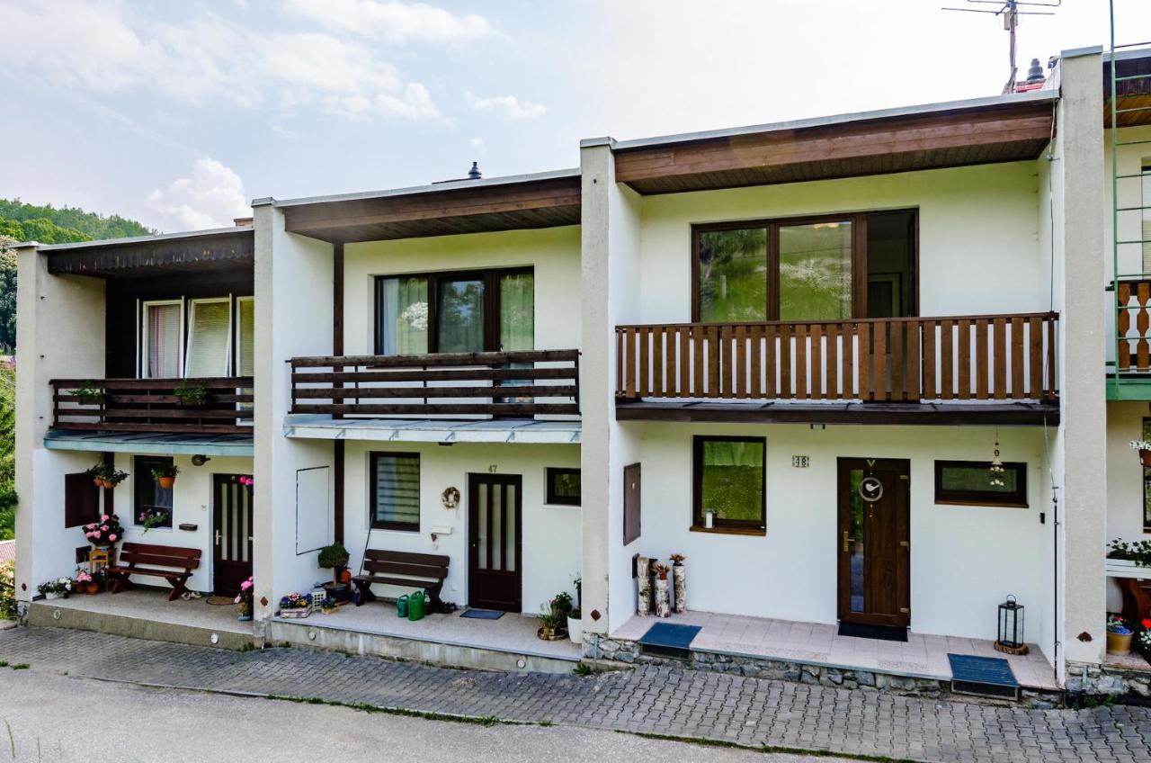 Cedron Apartments Benecko Esterno foto